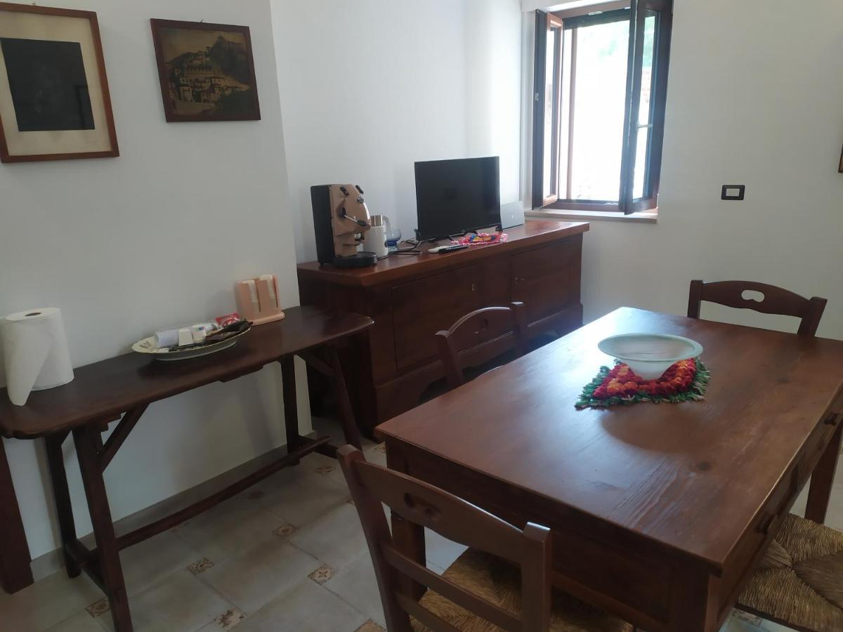 Il Pittore - Guest House Valsinni Экстерьер фото